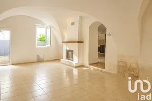 Appartement à Saint-Martin-de-la-Brasque (84760)