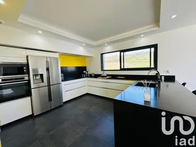 Maison à Serres-Sainte-Marie (64170)