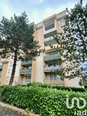 Apartment at ERMONT (95120)