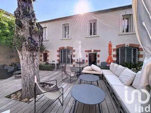 Mansion at Vias (34450)