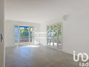 Apartment at Le Cannet (06110)