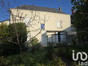 Maison de ville à Saint-Barthélemy-d'Anjou (49124)