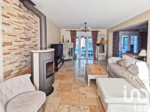 Maison à Combs-la-Ville (77380)