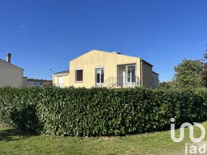 Maison traditionnelle à Évron (53600)