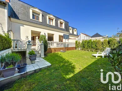 Maison traditionnelle à Ormesson-sur-Marne (94490)
