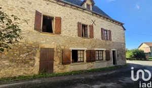 Maison de village à Roussennac (12220)