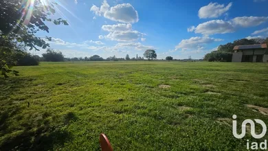 Land in Saint-Julien-sur-Garonne (31220)