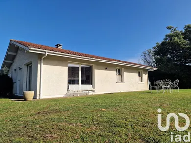 House in Saint-Pierre-du-Mont (40280)