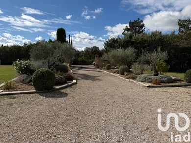 Mas à Grambois (84240)