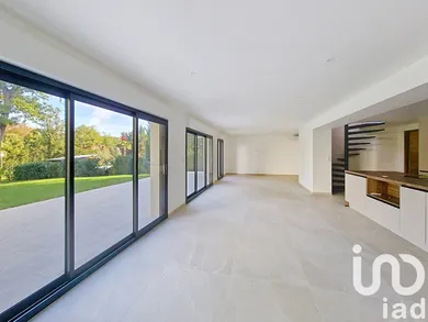 Maison à Saint-Fargeau-Ponthierry (77310)