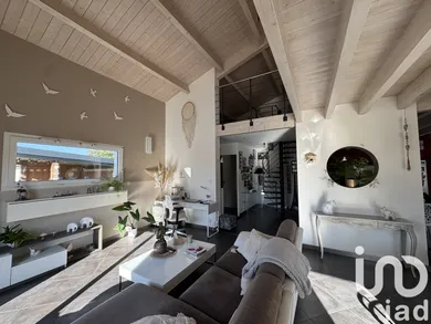 Architectural house in Sainte-Soulle (17220)