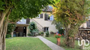 Traditional house in Noisy-le-Grand (93160)