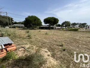 Building plot in Saint-Hilaire-de-Riez (85270)