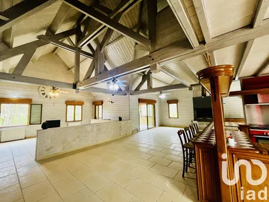 House at Thénioux (18100)