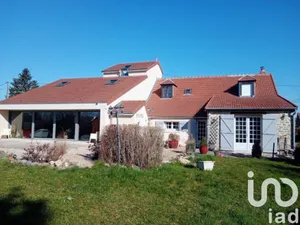 Maison d'architecte à Alluy (58110)