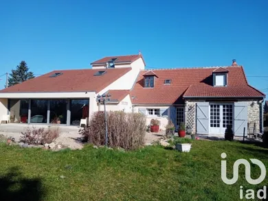 Architectural house at Alluy (58110)