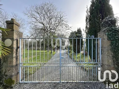 Demeure à Val-Couesnon (35560)