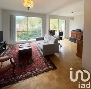 Apartment at Villebon-sur-Yvette (91140)