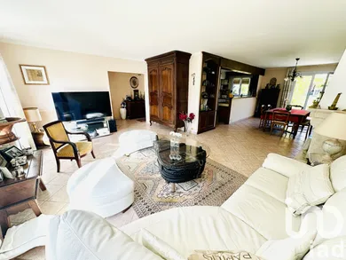 Traditional house in Saint-Arnoult-en-Yvelines (78730)