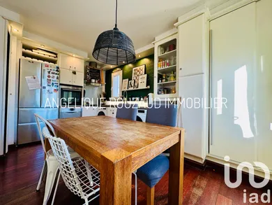 Apartment in Toulon (83100)