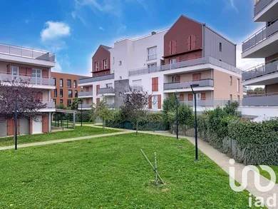 Apartment in Lieusaint (77127)