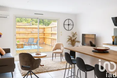 Apartment in Saint-Médard-en-Jalles (33160)