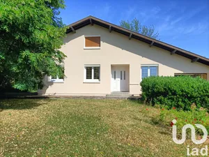 House at Effiat (63260)