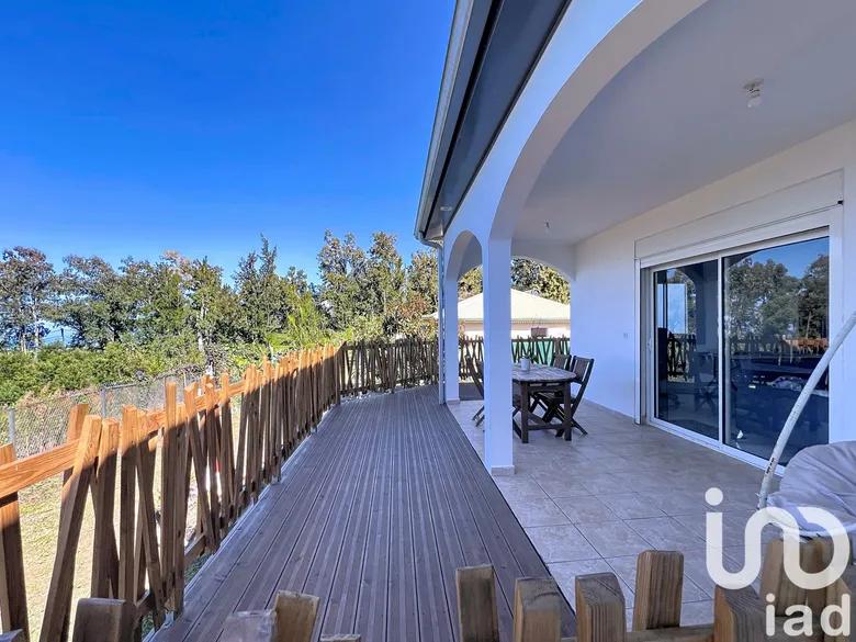 Maison 4 pièces 95 m² · à Le Tampon · 95 m² · 330 000 €
