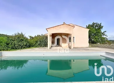 Traditional house in NIOZELLES (04300)