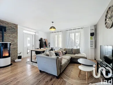 House in Brie-Comte-Robert (77170)