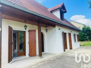 House at Dole (39100)