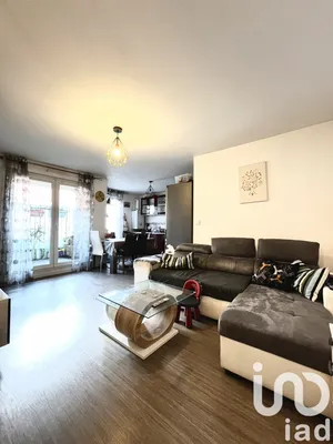 Apartment at Bezons (95870)
