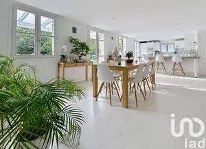 House at Meudon (92190)