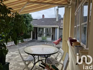 Village house at Lamothe-Montravel (24230)