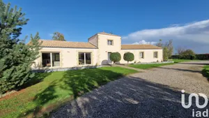 House at Mervent (85200)