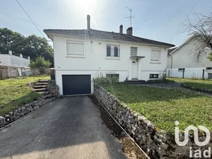 Traditional house at Sens (89100)