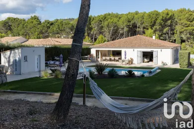 Traditional house in Ventabren (13122)