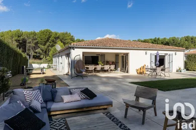 Traditional house in Ventabren (13122)