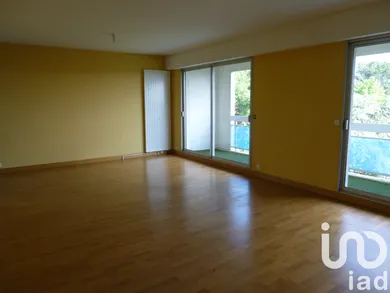 Apartment in Cholet (49300)