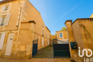 Immeuble à Poitiers (86000)