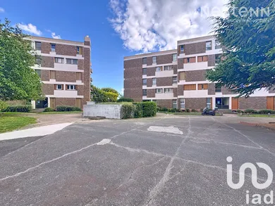 Apartment in VILLENEUVE ST GEORGES (94190)