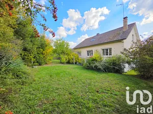 House at Saint-Arnoult-en-Yvelines (78730)