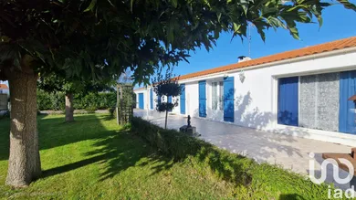 Traditional house in Saint-Jean-de-Monts (85160)
