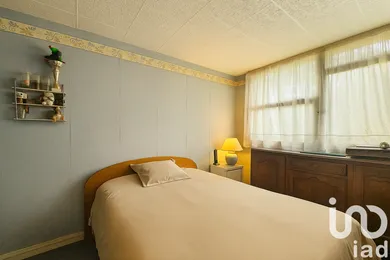Apartment in Yerres (91330)