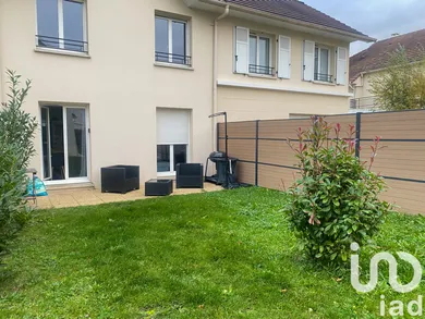 Duplex à Saint-Maur-des-Fossés (94100)