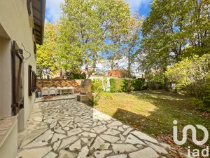 House at Yerres (91330)