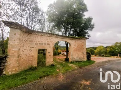 Traditional house in Lissac-et-Mouret (46100)