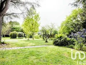 House at Coulaines (72190)