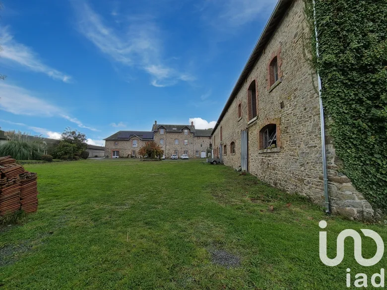 Maison 11 pièces 340 m² · à La Haye · 340 m² · 550 000 €