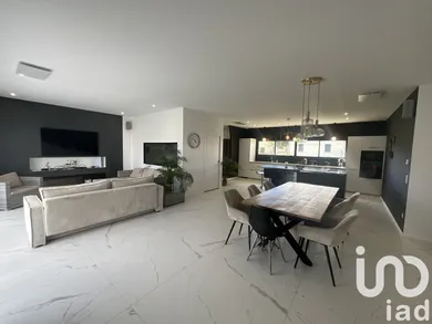 House at Iteuil (86240)